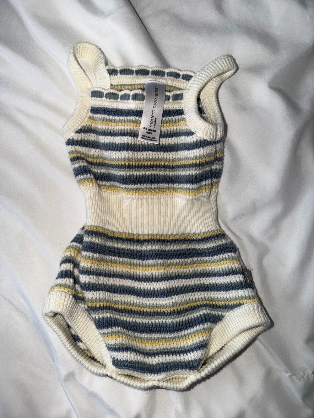 Modern Moments Cream Striped Knit Baby One-Piece Romper Sizs 0-3 months